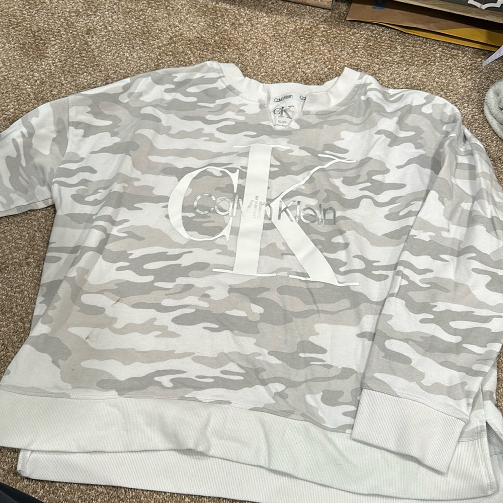 Calvin Klein crew neck
